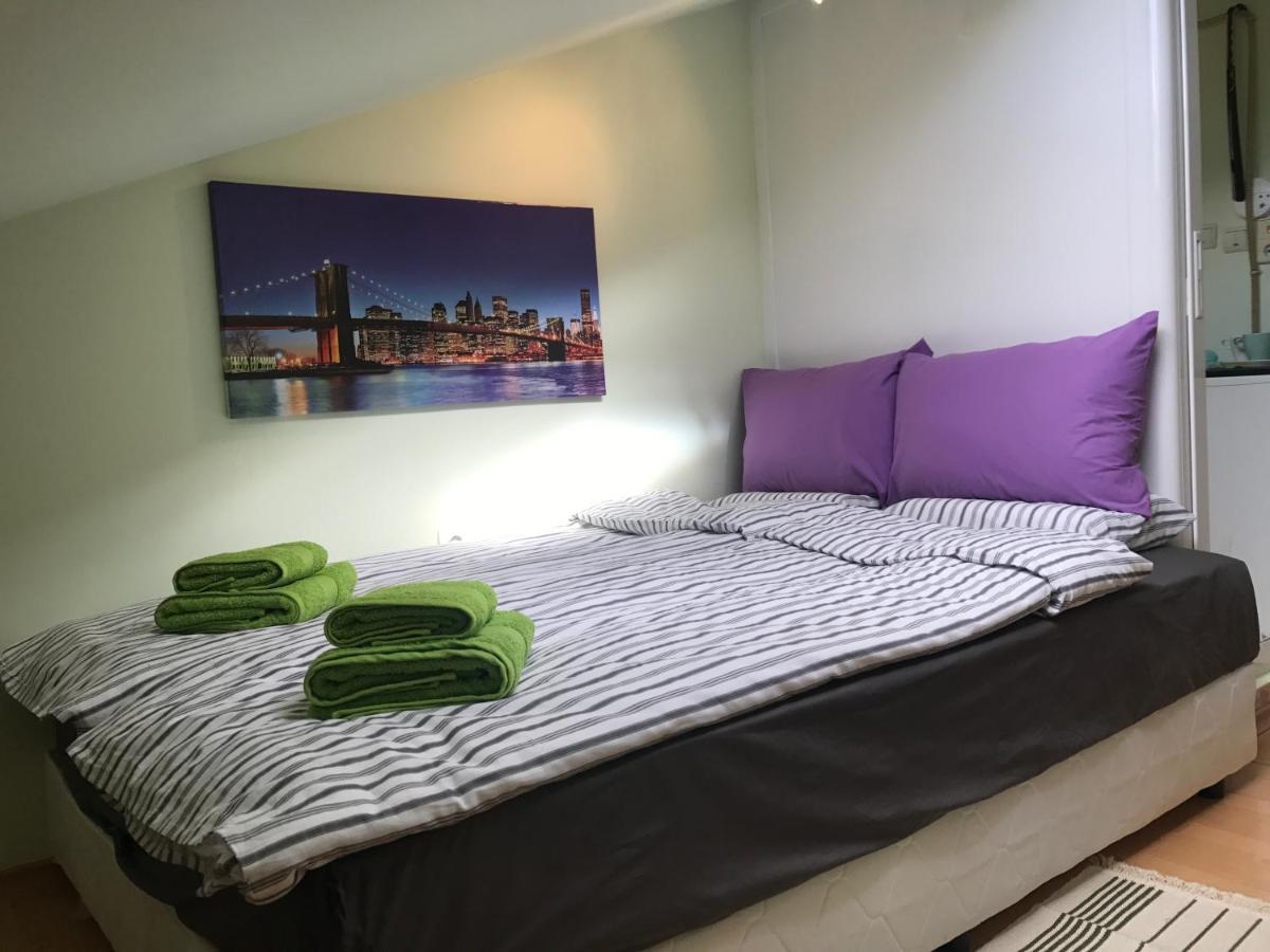 Apartment The Backpacker's Spot - Bus & Railway Station Gem By Flat Mаnager Sofia